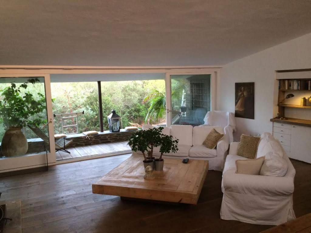 Isla Privada en Cadaqués de ensueño con 11 habitaciones dobles con baño privado y piscina Esterno foto