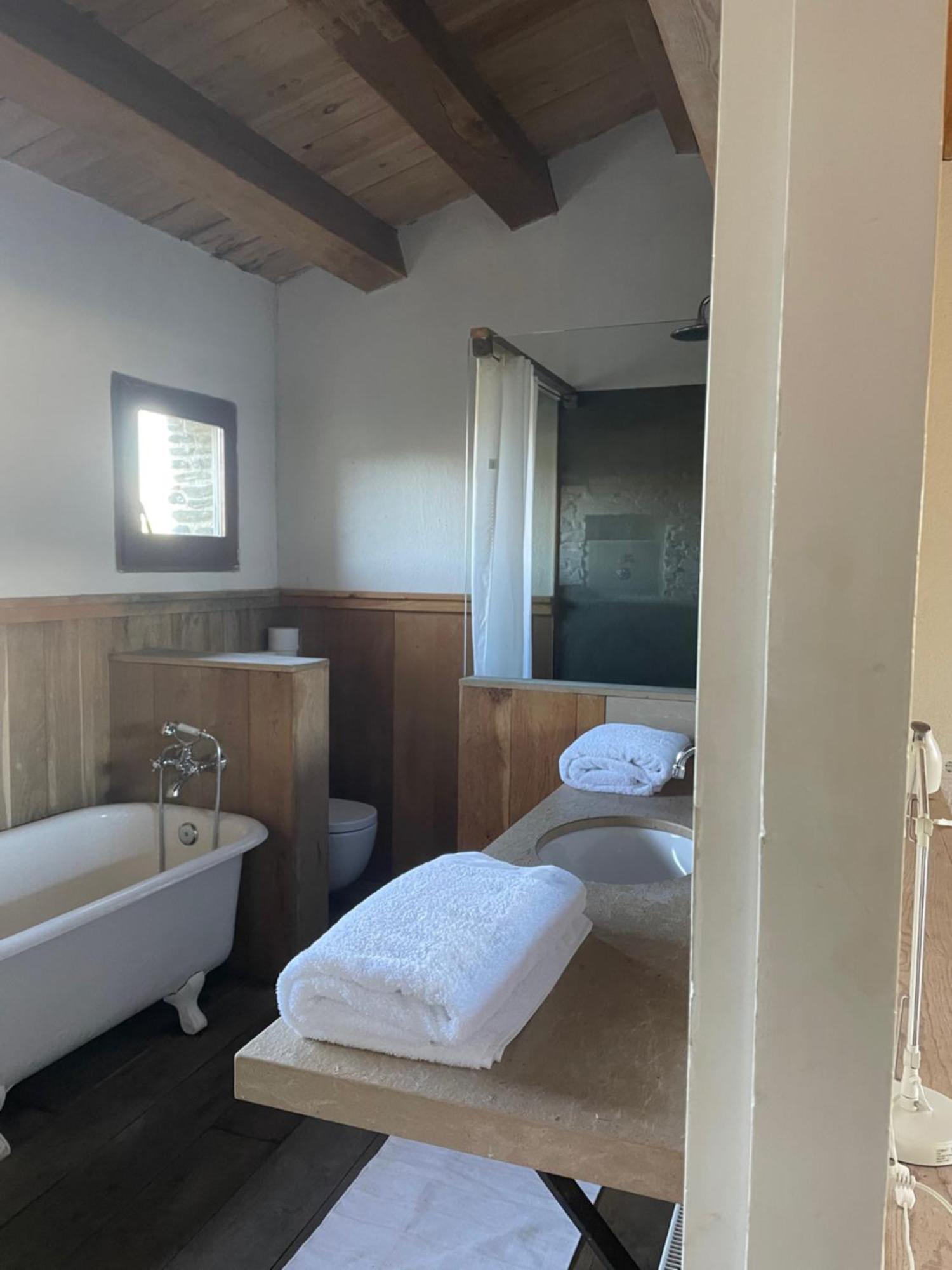 Isla Privada en Cadaqués de ensueño con 11 habitaciones dobles con baño privado y piscina Esterno foto