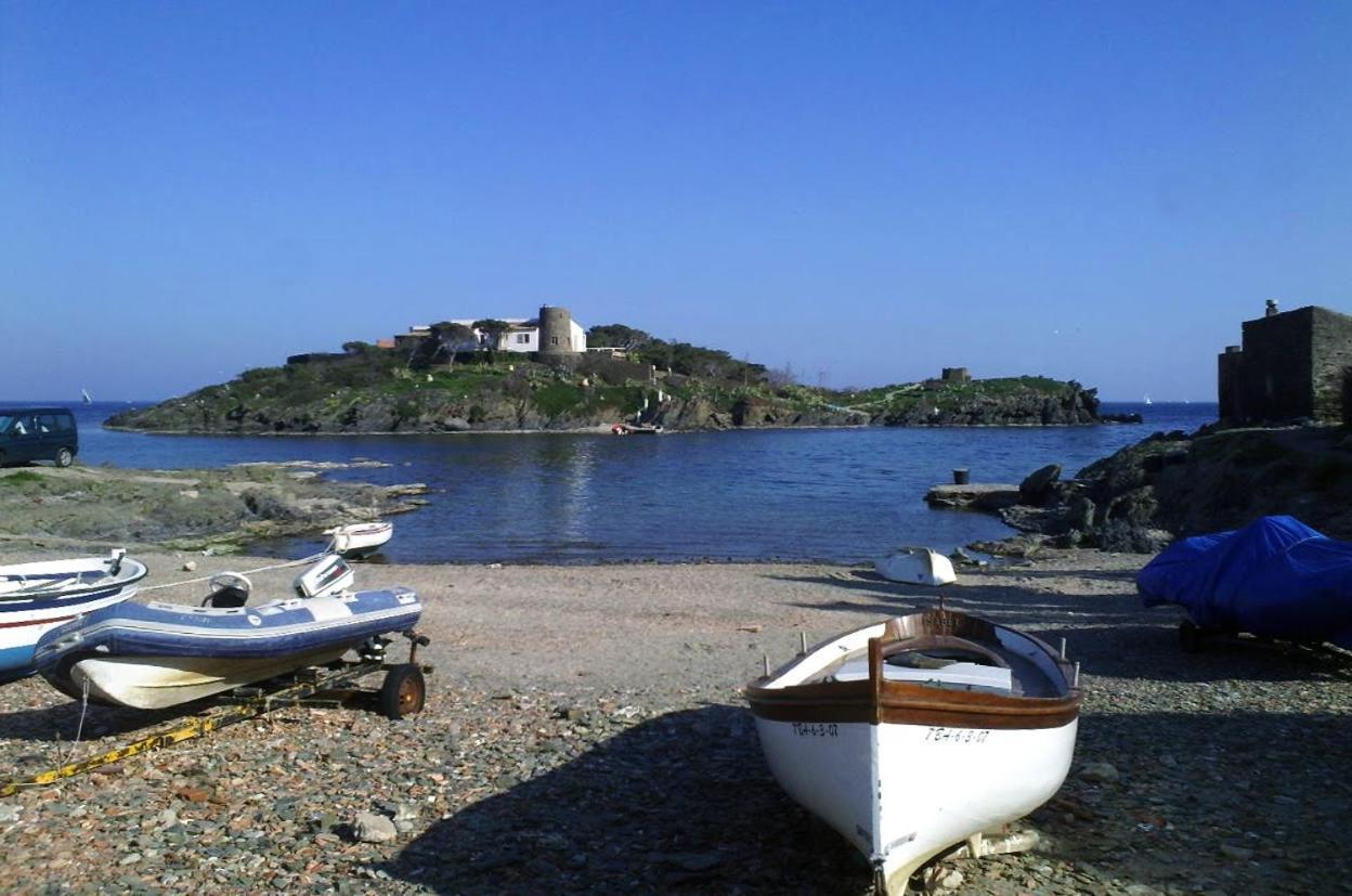 Isla Privada en Cadaqués de ensueño con 11 habitaciones dobles con baño privado y piscina Esterno foto