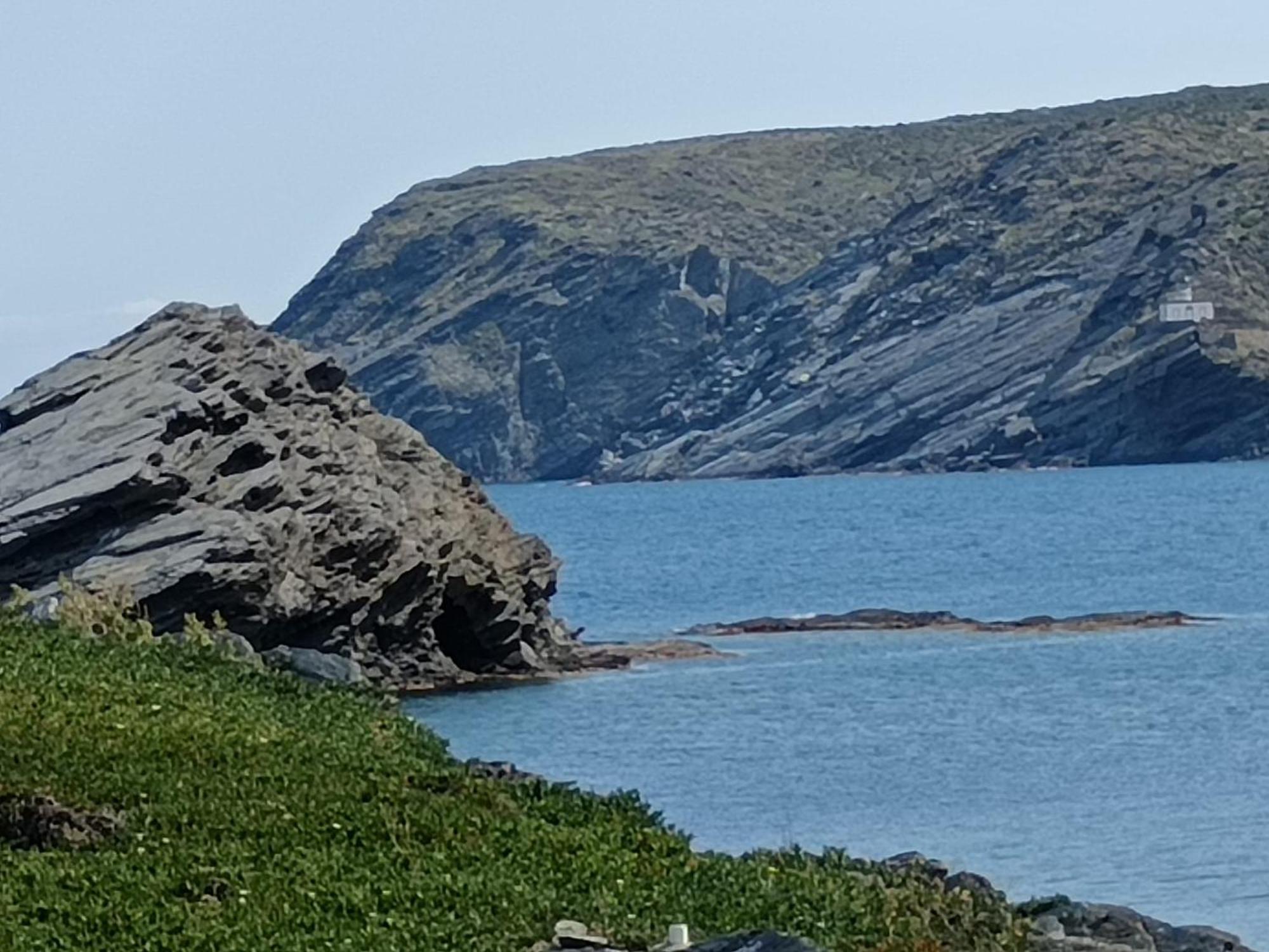 Isla Privada en Cadaqués de ensueño con 11 habitaciones dobles con baño privado y piscina Esterno foto